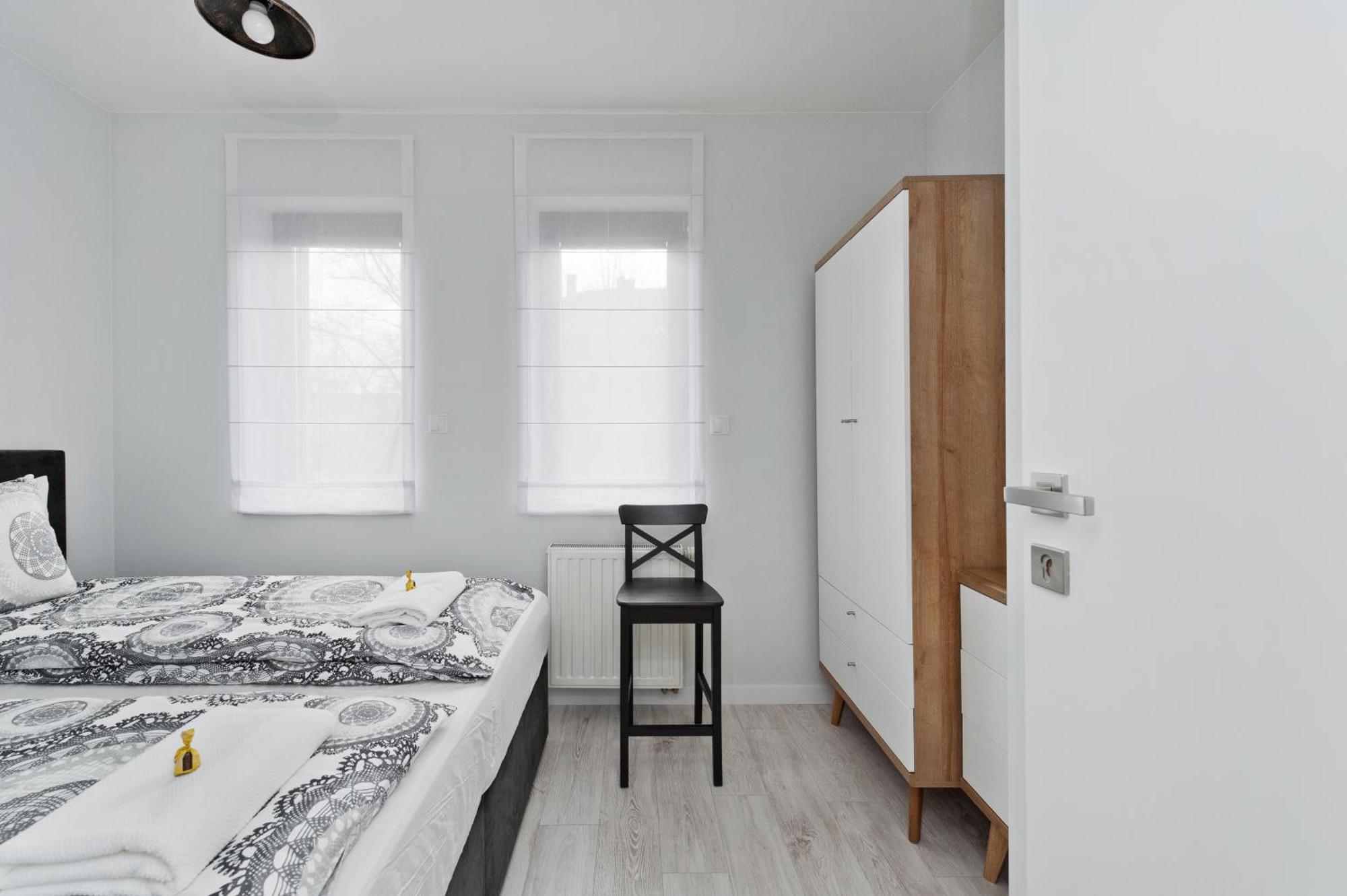 Apartment Ludwinowska11 *